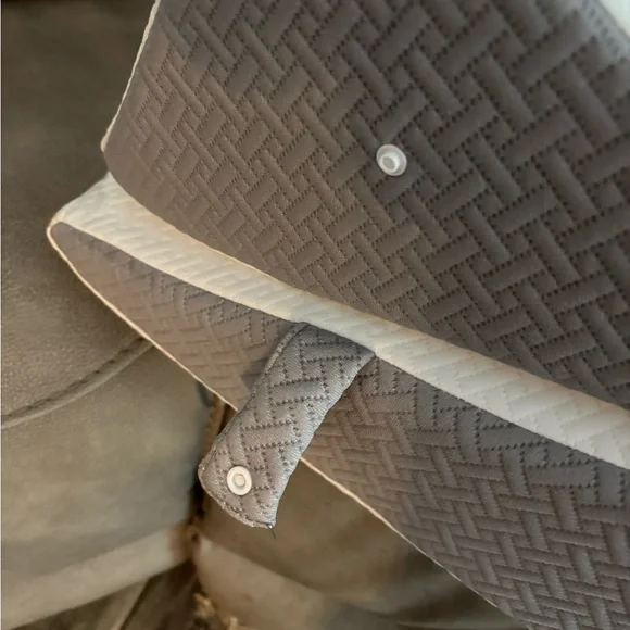 Satie Wedge Pillow - Versatile Gray Comfort with adjustable design. Never used. - Picture 3 of 4